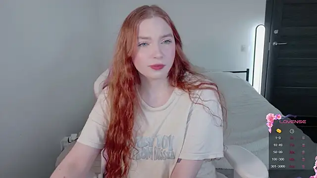 Snapshot of cinnabon_girls chatting on March 11, 2026, 3:18 pm cinnabon girls online show from March 11, 2026, 3:18 pm