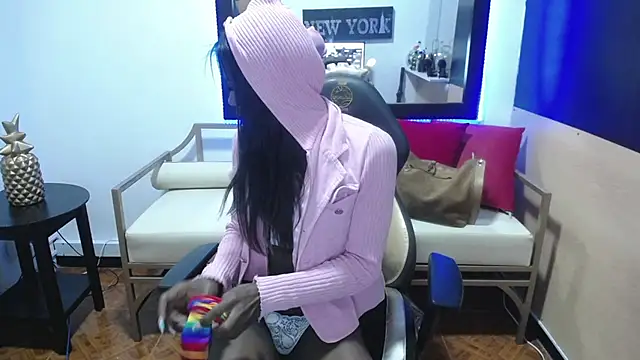 enderlis online show from March 20, 2025, 3:02 am