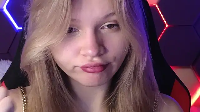 LitaBrom online show from January 16, 2025, 1:27 am