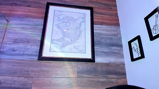 Snapshot of lau-333 chatting on January 4, 2025, 7:55 pm lau-333 online show from January 4, 2025, 7:55 pm