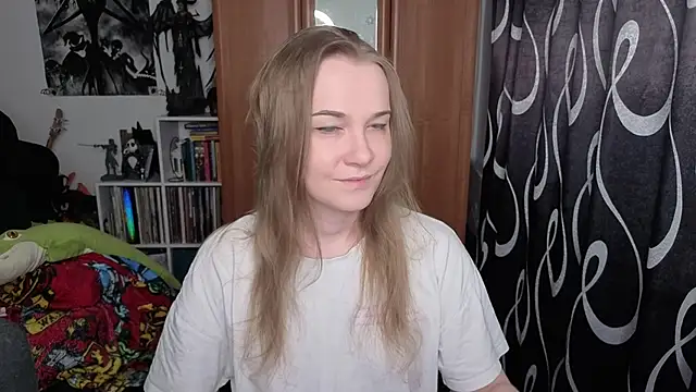 Snapshot of stellablondy chatting on June 13, 2026, 1:09 pm stellablondy online show from June 13, 2026, 1:09 pm