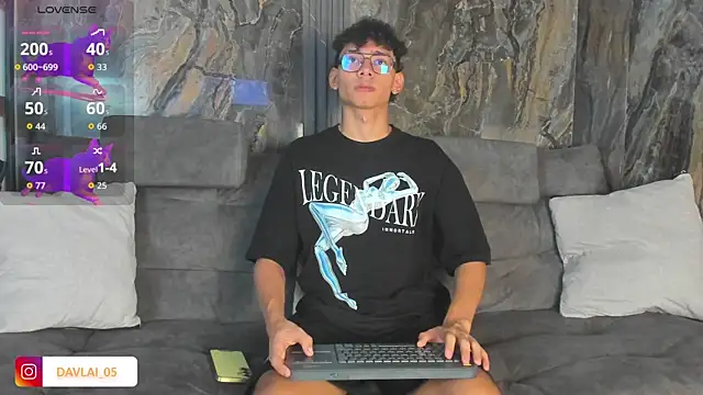 Daviid laidd online show from December 22, 2025, 7:33 pm