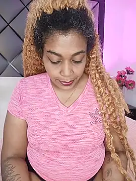 ELLA KELLY online show from July 16, 2026, 11:49 am