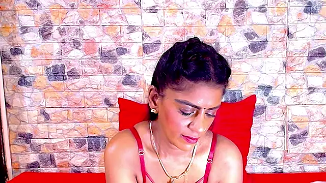 EroticSexyStripper online show from July 16, 2026, 12:33 pm