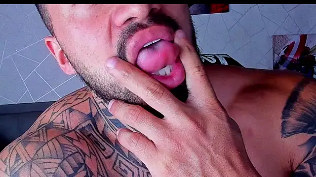 Cristian Walker online show from April 7, 2026, 12:27 pm