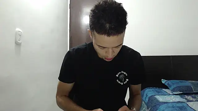 dimitriquiet05 online show from December 16, 2024, 3:30 am