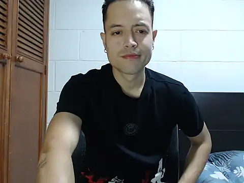 dimitriquiet05 online show from February 28, 2026, 9:27 pm