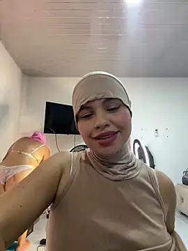 lalilamassu1 online show from March 14, 2025, 2:19 pm