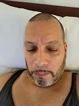 Just2much online show from November 6, 2025, 1:06 am