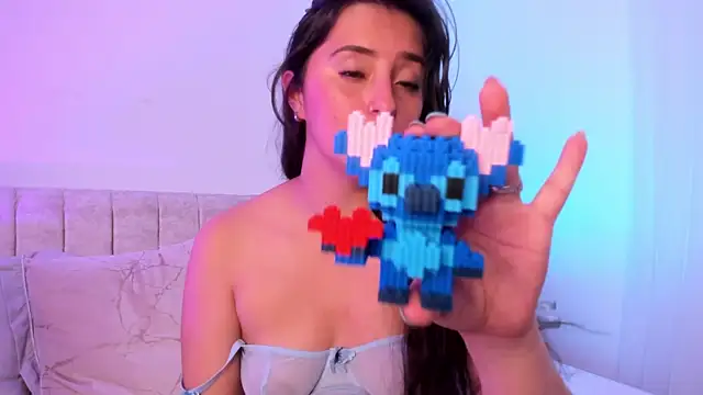 Snapshot of Kathia_Morelli chatting on February 10, 2025, 5:52 pm Kathia Morelli online show from February 10, 2025, 5:52 pm