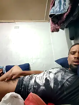 Snapshot of Tigermanboy chatting on September 12, 2025, 9:04 pm Tigermanboy online show from September 12, 2025, 9:04 pm