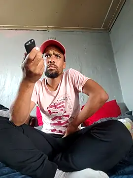 Snapshot of Tigermanboy chatting on September 23, 2025, 11:24 am Tigermanboy online show from September 23, 2025, 11:24 am