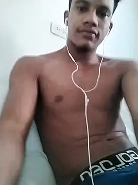 Snapshot of Gutierrez6383 chatting on March 12, 2025, 9:24 pm Gutierrez6383 online show from March 12, 2025, 9:24 pm