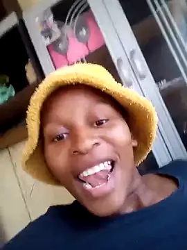 Nomawethu2002 online show from December 3, 2025, 6:21 am