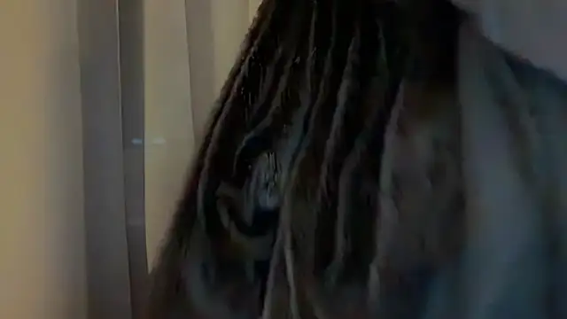 Snapshot of Sandysecret chatting on March 9, 2026, 7:51 pm Sandysecret online show from March 9, 2026, 7:51 pm