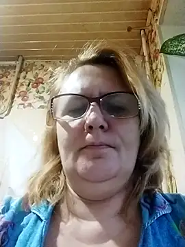 Forest-Lady online show from December 5, 2025, 7:06 am