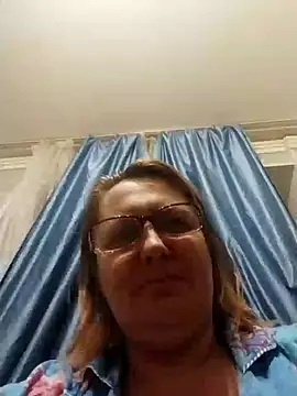 Forest-Lady online show from January 11, 2026, 4:56 pm