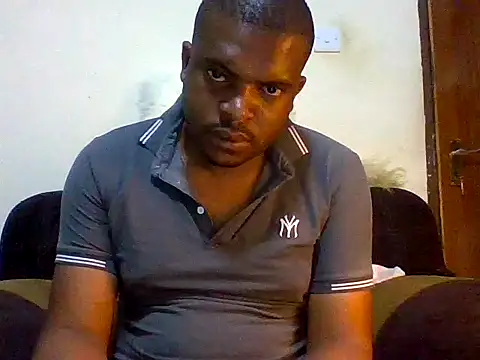 lui cuuty online show from October 3, 2025, 12:18 am