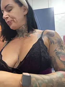 YasmimBrasil online show from April 7, 2026, 5:19 am