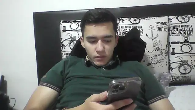 Estebitan vm online show from February 18, 2026, 4:19 am