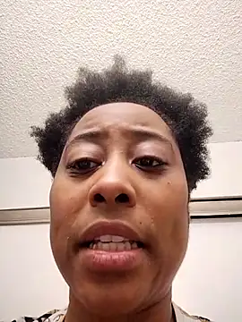 Lady Libra online show from April 16, 2026, 9:32 am