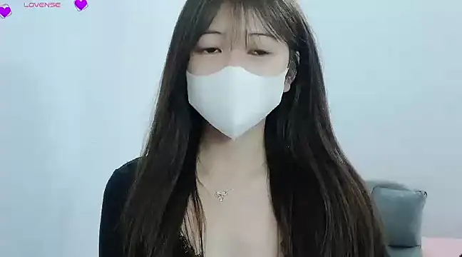 Snapshot of tanhxiu chatting on January 4, 2025, 2:35 pm tanhxiu online show from January 4, 2025, 2:35 pm