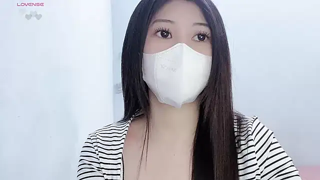 tanhxiu online show from February 5, 2026, 1:16 pm