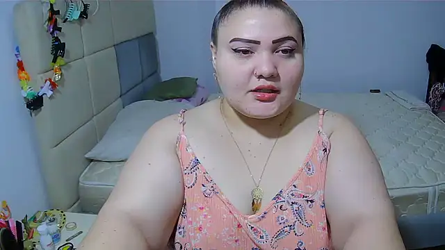 Snapshot of Jones_alexia chatting on June 20, 2026, 5:32 am Jones alexia online show from June 20, 2026, 5:32 am