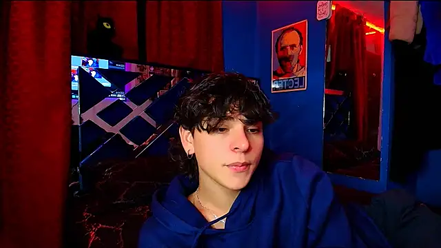 Luke Howland online show from September 10, 2025, 11:49 pm