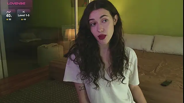 Snapshot of sadetuiningaa chatting on September 22, 2025, 12:45 am sadetuiningaa online show from September 22, 2025, 12:45 am