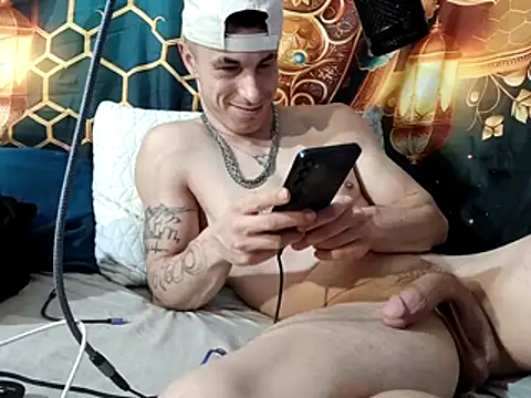 --D-a-D-D-y- online show from December 17, 2025, 1:06 pm