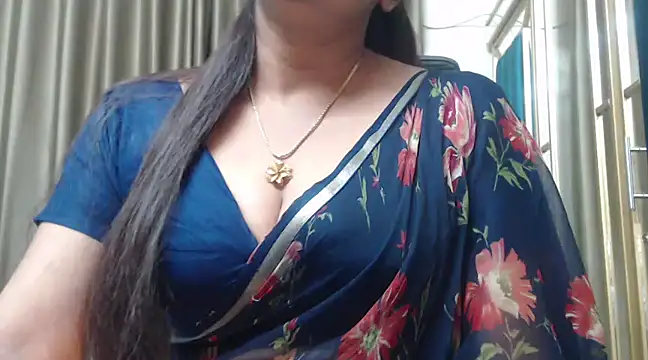 desi-maisa130 online show from January 16, 2025, 3:24 pm