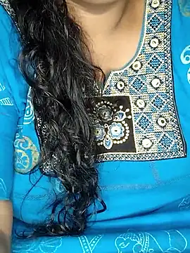Snapshot of Latha-Hyd chatting on October 11, 2025, 3:39 am Latha-Hyd online show from October 11, 2025, 3:39 am