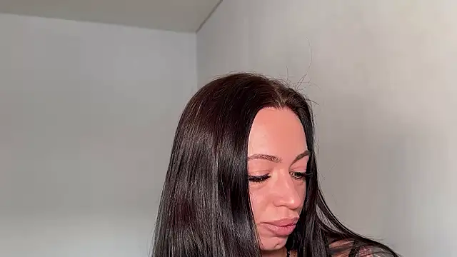 Melanisoul online show from February 4, 2026, 4:51 am