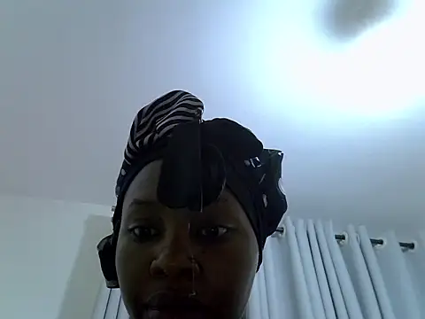 Queen loveer online show from March 24, 2026, 3:22 am