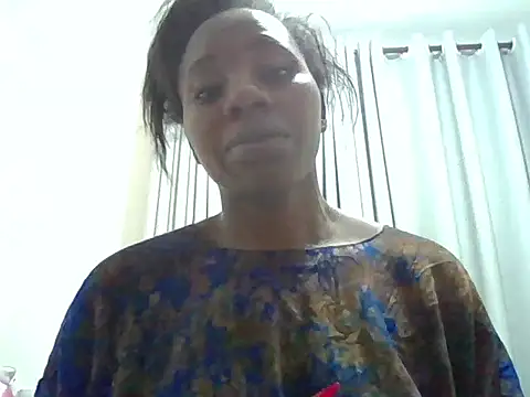 Snapshot of Queen_loveer chatting on June 3, 2026, 6:57 pm Queen loveer online show from June 3, 2026, 6:57 pm