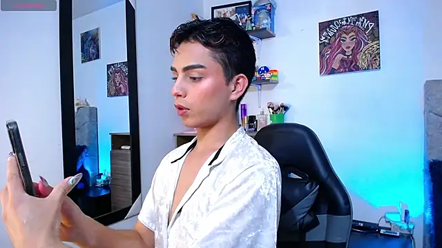 OwenBluee online show from March 22, 2026, 9:34 am