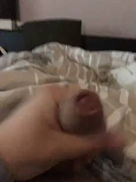 Snapshot of wixxer872302 chatting on October 17, 2025, 4:59 am wixxer872302 online show from October 17, 2025, 4:59 am