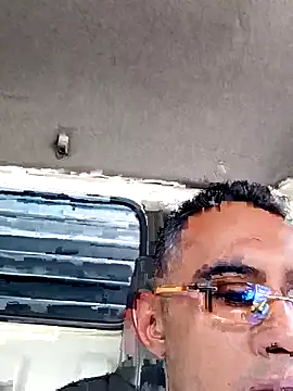 paisa233 online show from April 23, 2026, 6:43 pm