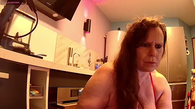 Endrocleia online show from May 24, 2026, 11:10 pm
