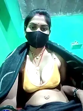 Snapshot of HOTBABITARAJ chatting on February 4, 2025, 6:46 am HOTBABITARAJ online show from February 4, 2025, 6:46 am