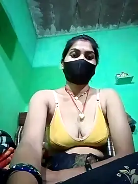 Snapshot of HOTBABITARAJ chatting on February 8, 2025, 9:35 am HOTBABITARAJ online show from February 8, 2025, 9:35 am