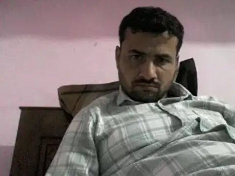 Snapshot of lallantoplonda chatting on February 17, 2026, 4:02 pm lallantoplonda online show from February 17, 2026, 4:02 pm