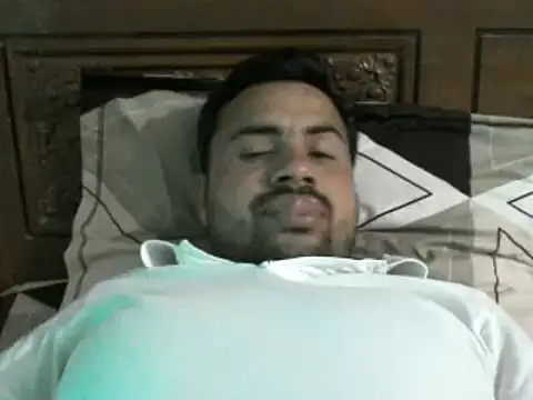 Snapshot of lallantoplonda chatting on March 5, 2026, 10:11 am lallantoplonda online show from March 5, 2026, 10:11 am