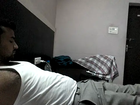 Snapshot of lallantoplonda chatting on June 19, 2026, 12:42 pm lallantoplonda online show from June 19, 2026, 12:42 pm