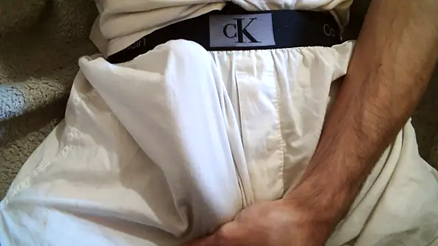 KoyuHanara online show from November 3, 2025, 3:13 pm