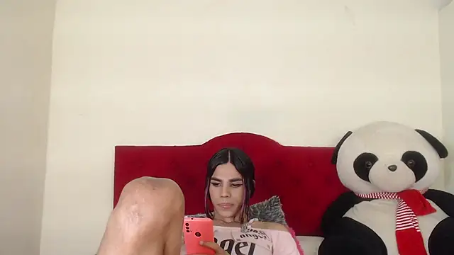 Luluu 08 online show from February 21, 2025, 8:05 pm