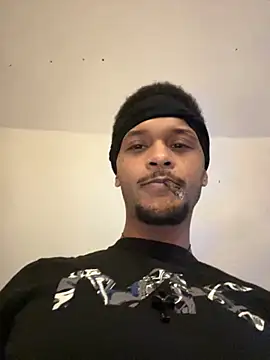 rayyymack online show from November 28, 2025, 12:46 am