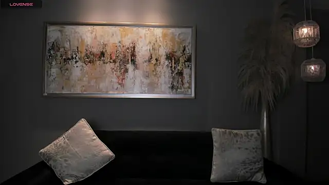 MariaHerrera  online show from December 18, 2024, 9:18 pm