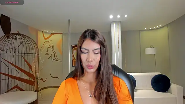 ArianaDumont online show from March 28, 2026, 10:59 am